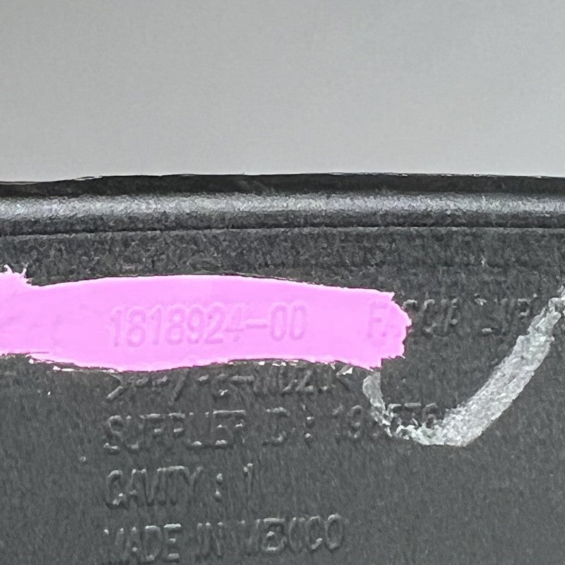 1818924-00- TESLA MODEL 3 PERFORMANCE FRONT BUMPER VALANCE LIP 2024 OEM 1818924-00