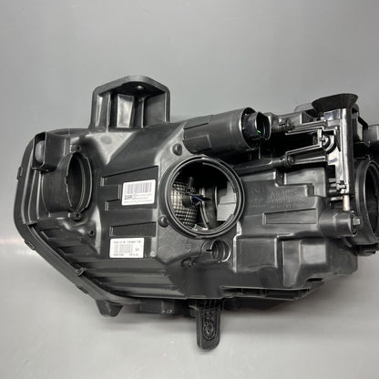 92102-K2070 HYUNDAI VENUE HEADLIGHT RIGHT PASSENGER 2020 2021 2022 2023 2024 HALOGEN 