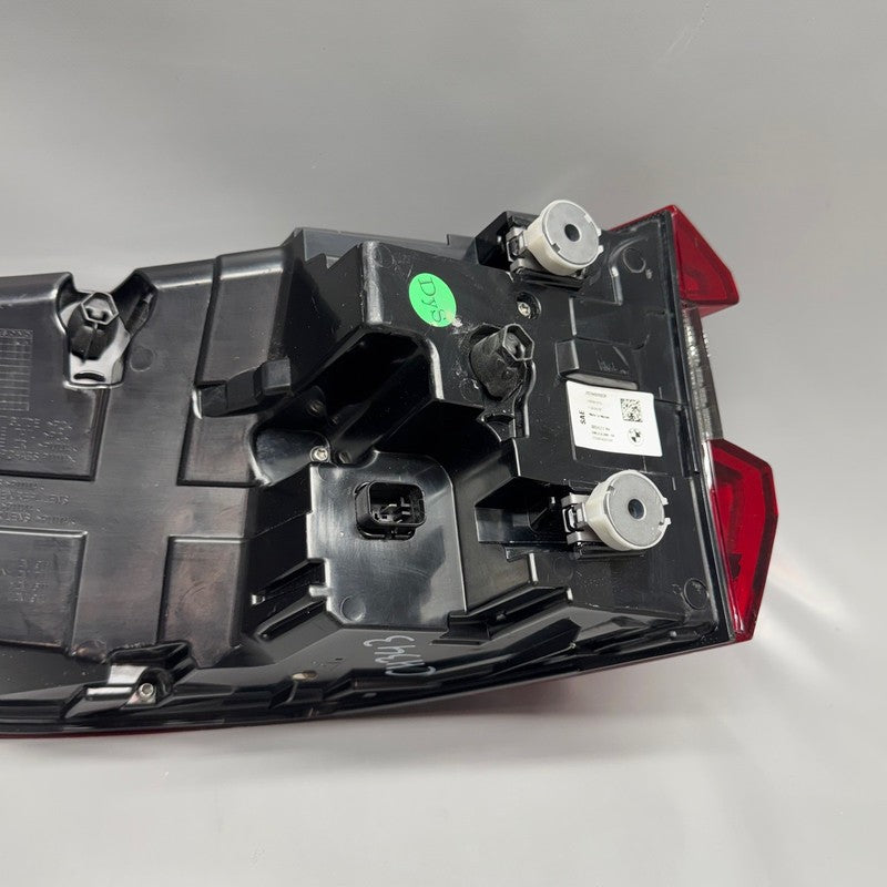 BMW X5 TAIL LIGHT RIGHT PASSENGER X5M 2019 2020 2021 2022 2023 OEM 374