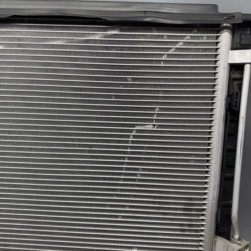 MERCEDES BENZ GL450 GL550 RADIATOR 2013 2014-2016 2017 2018 2019 OEM A