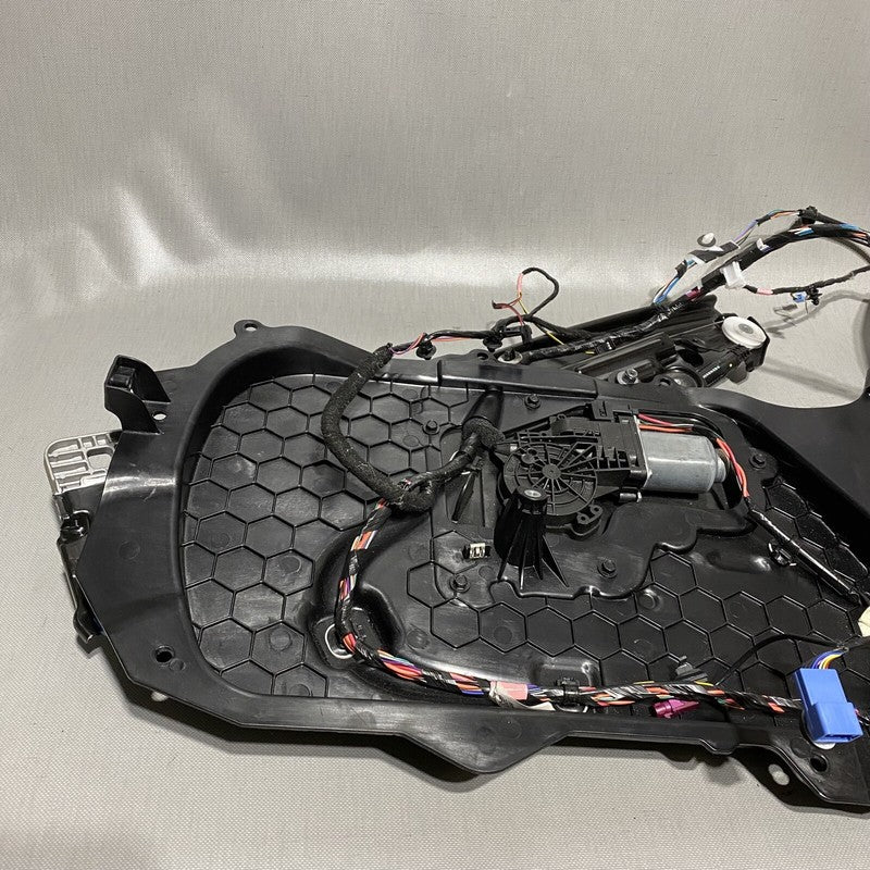 1092147-00-D TESLA MODEL 3 WINDOW REGULATOR WITH HANDLE RIGHT FRONT 2017 18 19 20 21 2022 OEM