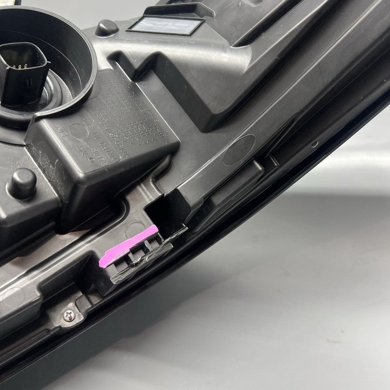 84469440 CADILLAC XTS HEADLIGHT RIGHT PASSENGER 2018 2019 LED OEM 84469440