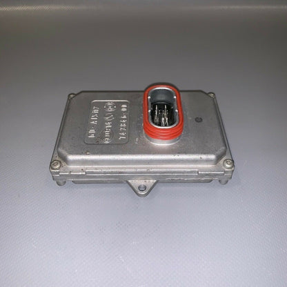 A0028206026 MERCEDES BENZ E350 E500 HID HEADLIGHT BALLAST CONTROL MODULE 2003 2004 2005 2006