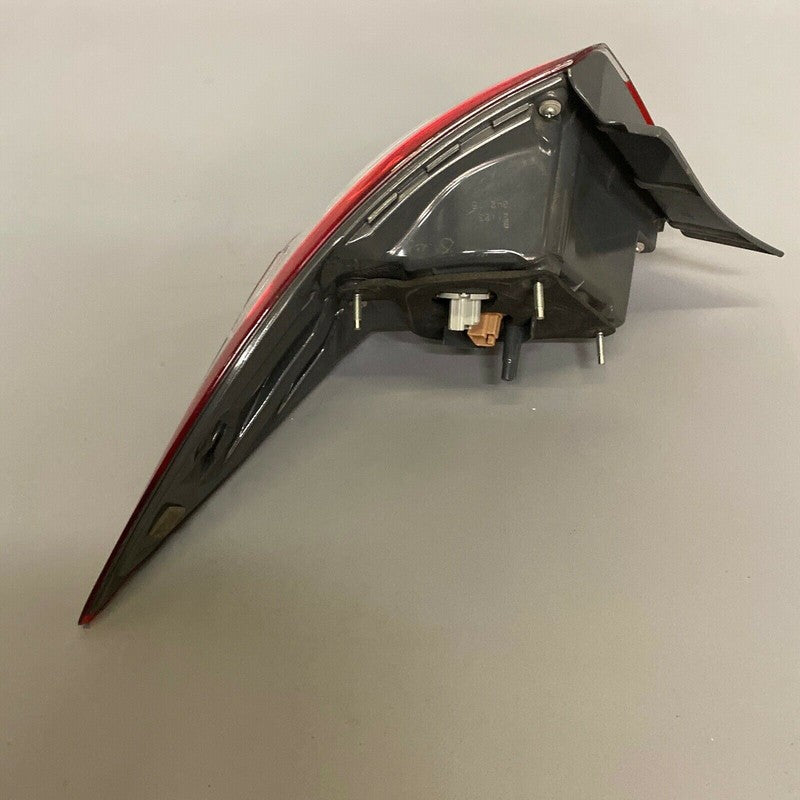 TOYOTA COROLLA TAIL LIGHT RIGHT PASSENGER 2014 2015 2016 OEM