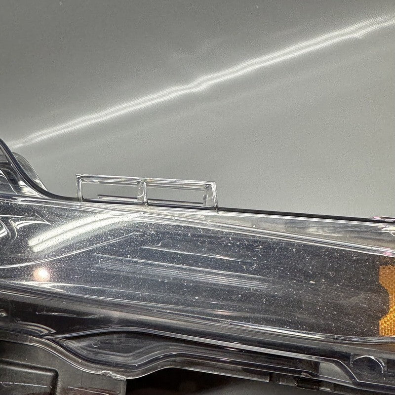 1077390-00-F TESLA MODEL 3 FOG LIGHT RIGHT PASSENGER 2020 2021 22 2023 2 PIN OEM 1077390-00-F