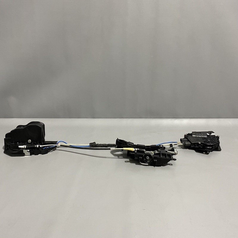 650 BMW 650 GRAN COUPE DOOR HANDLE WITH LOCK LATCH 640 F06 2011 2012 2013 2014 2015