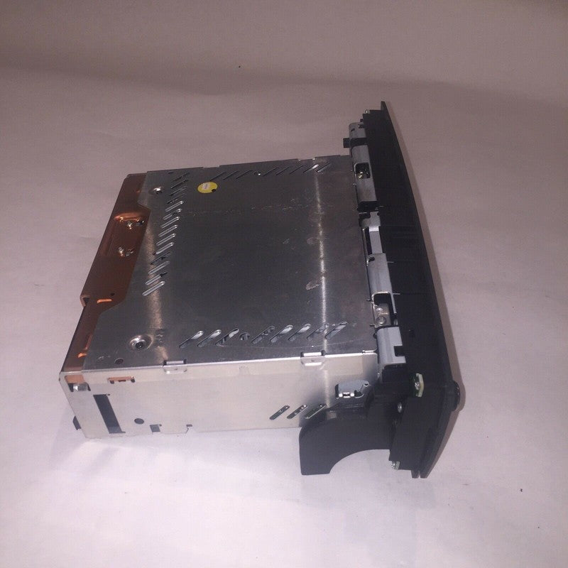 65129199389-02 BMW 328 330 335 E90 AUDI RADIO RECIEVER CD 2008 2009 OEM 65129199389-02