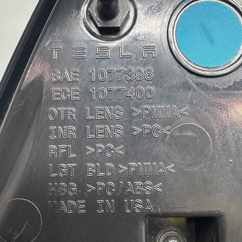 TESLA MODEL 3 TAIL LIGHT RIGHT PASSENGER 2017 2018 2019 2020 2021 LED 