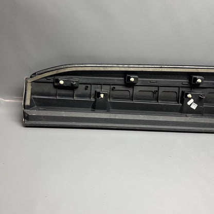 4M0853960G AUDI Q7 DOOR MOLDING RIGHT FRONT 4M0853960G 2017 2018 2019 OEM