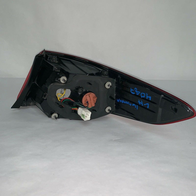 92401-C2000 HYUNDAI SONATA TAIL LIGHT LEFT DRIVER SIDE 2015 2016 OEM 92401-C2000
