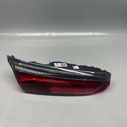 H7744577908 BMW 850 GRAN COUPE TAIL LIGHT LEFT INNER 2020 2021 2022 2023 2024 2025 OEM