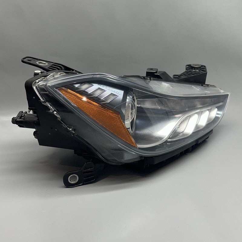 00670005474 MASERATI GHIBLI HEADLIGHT RIGHT PASSENGER XENON 2014 15 16 17 18 2019 OEM 