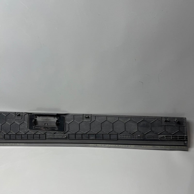 TESLA CYBERTRUCK BEDSIDE SAIL APPLIQUE RIGHT 2024 2025 OEM 1741539-00-