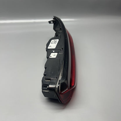H8744578011 BMW 850 GRAN COUPE TAIL LIGHT RIGHT INNER 2020 2021 2022 2023 2024 2025 OEM