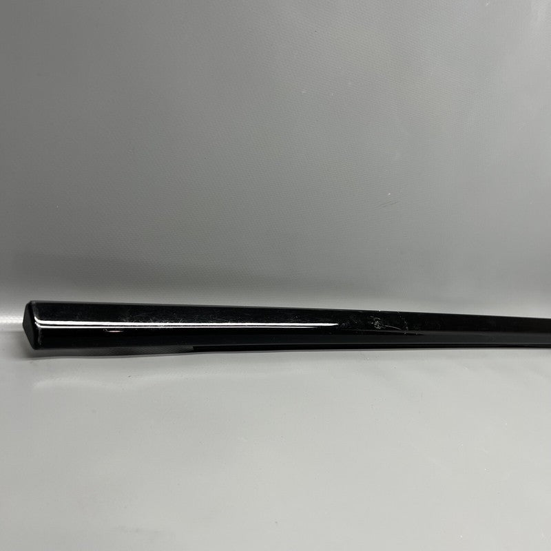 9Y0837476H PORSCHE CAYENNE DOOR BELT MOLDING RIGHT FRONT 2019 2020 OEM 9Y0837476H