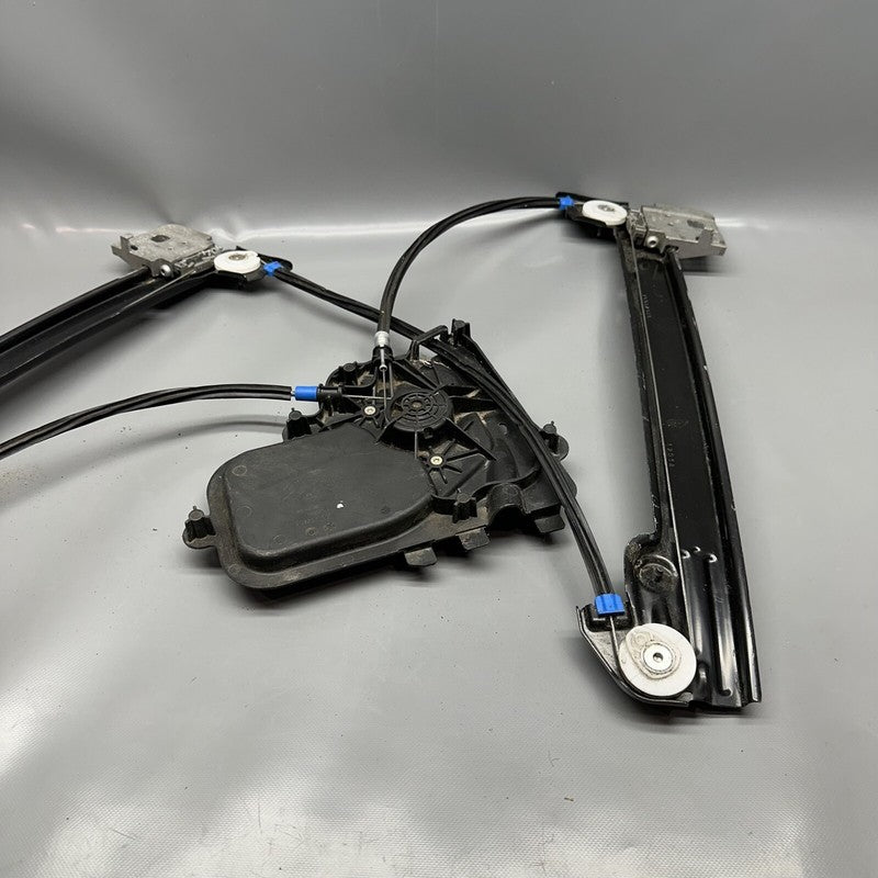 1096620-10-F TESLA MODEL 3 WINDOW REGULATOR LEFT FRONT 2017 2018 2019 2020 OEM 1096620-10-F