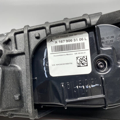 A1679063106 MERCEDES BENZ GLS450 TAIL LIGHT INNER LEFT DRIVER 2020 2021 OEM