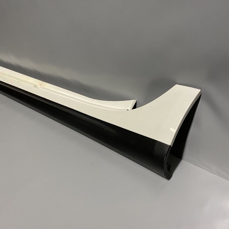 6700288380 MASERATI GHIBLI ROCKER MOLDING LEFT DRIVER 6700288380 2014 2015 2016 2017 OEM