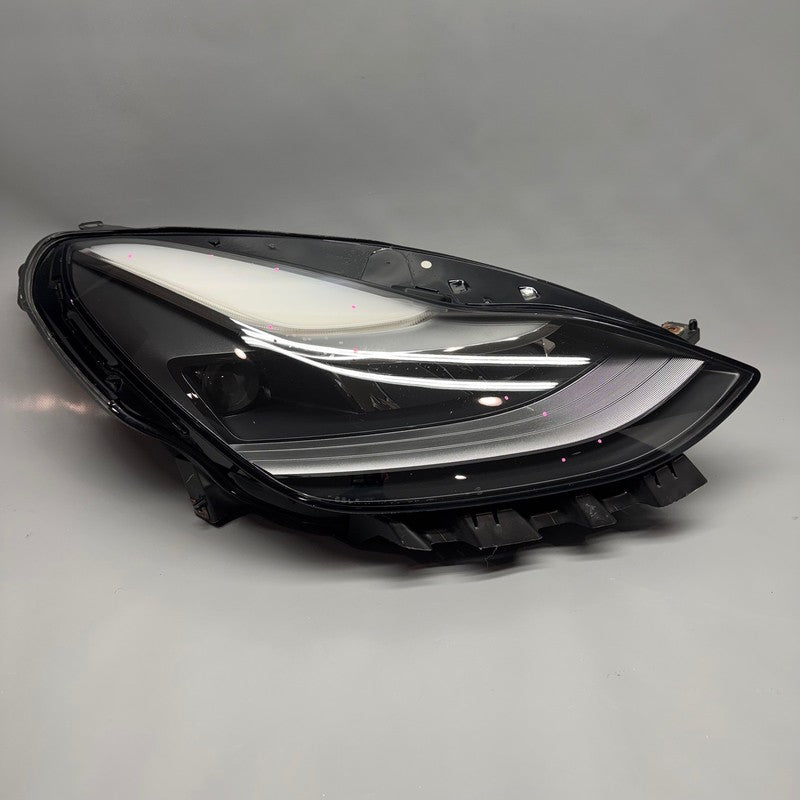 TESLA MODEL 3 Y HEADLIGHT RIGHT PASSENGER 2021 2022 2023 LED OEM 15149