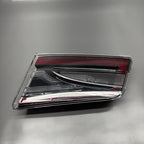 TESLA MODEL S TRUNK TAIL LIGHT RIGHT PASSENGER 2016 2017 2018 2019 202