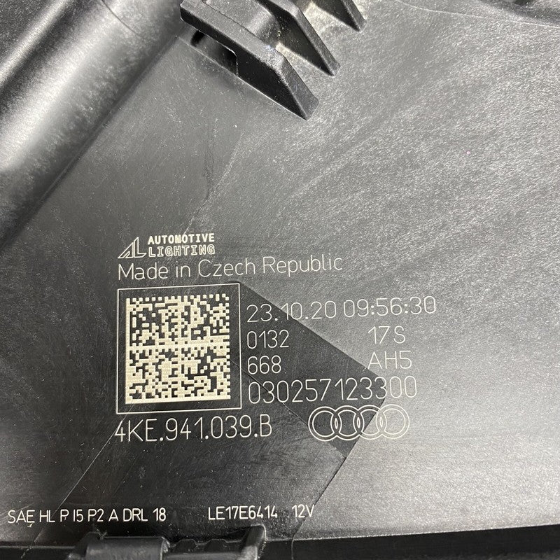 4KE941039B AUDI E-TRON HEADLIGHT LEFT DRIVER 4KE941039B 2019 2020 2021 2022 LED OEM