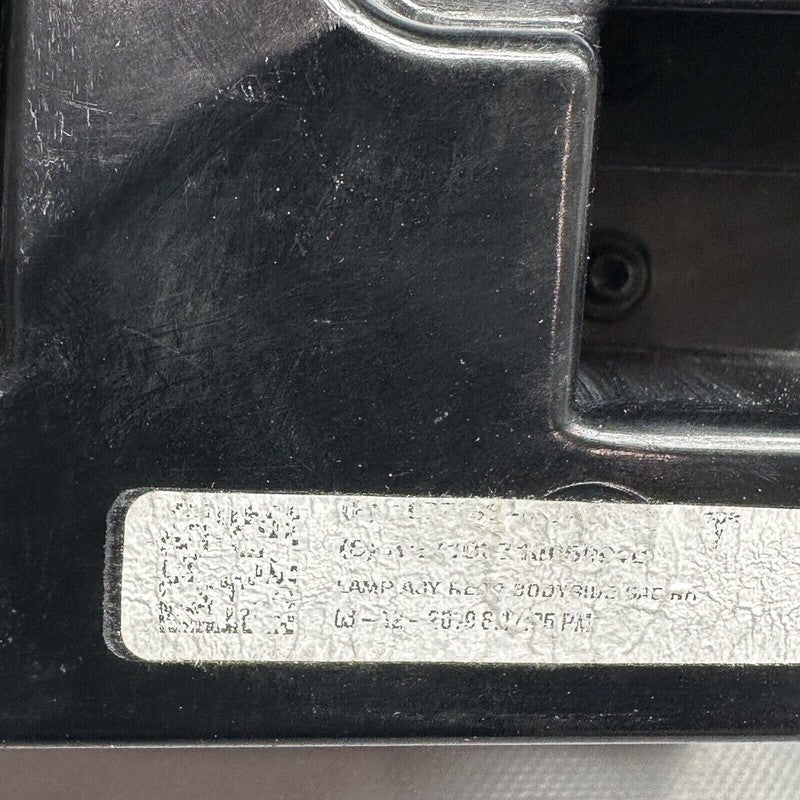 MODEL 3 TESLA MODEL 3 TAIL LIGHT RIGHT PASSENGER 2017 2018 2019 2020 2021 LED OEM 