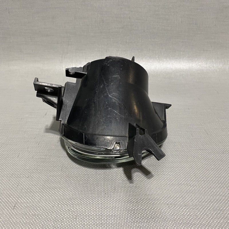 7L5941699C PORSCHE CAYENNE FOG LIGHT LEFT DRIVER SIDE 7L5941699C OEM 2008 2009 2010