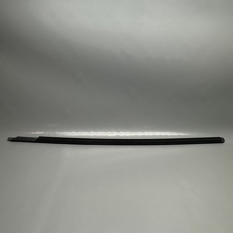 99153708601 PORSCHE 911 CAYMAN 718 DOOR MOLDING RIGHT FRONT 2017-2023 OEM 99153708601