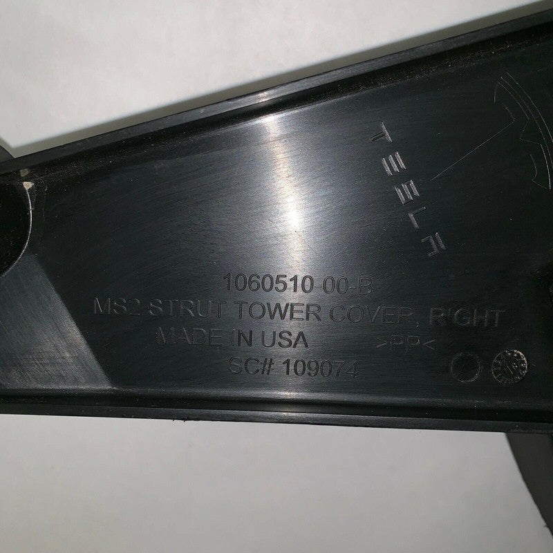 1060510-00-B TESLA MODEL S RIGHT STRUT TOWER COVER 1060510-00-B 2012 2013 2014 2015 OEM