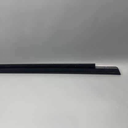 1600171-00-A TESLA MODEL S PLAID DOOR WINDOW MOLDING LEFT FRONT 2021-2023 1600171-00-A
