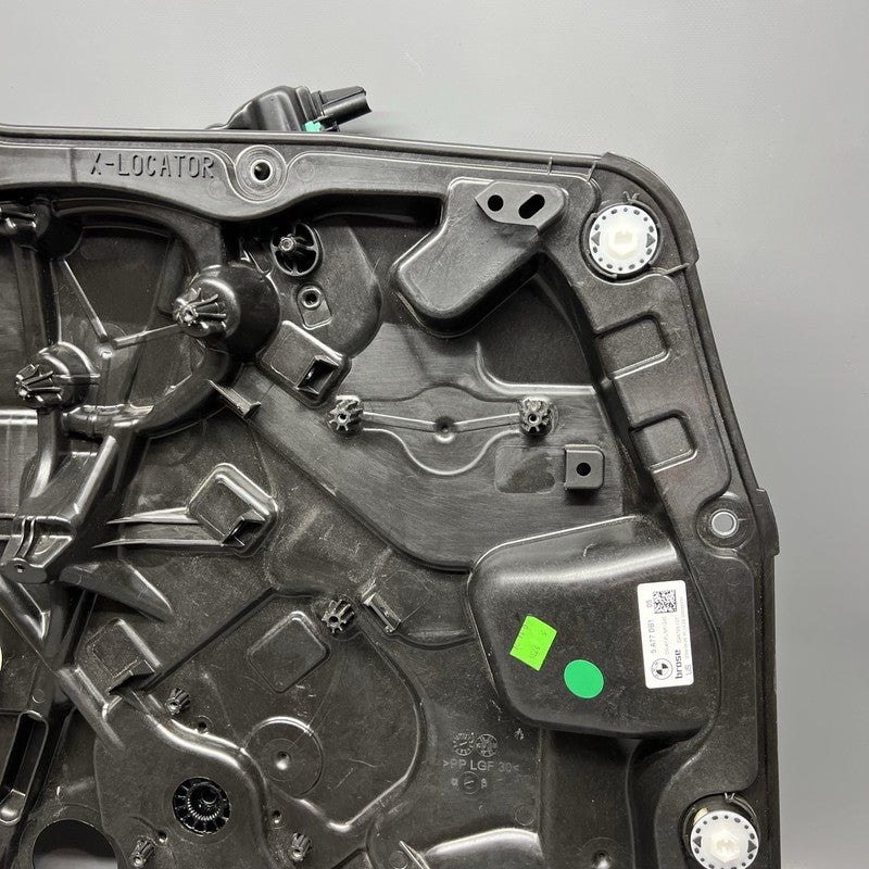 5A77DB1 BMW X4 DOOR WINDOW REGULATOR LEFT FRONT 2025 OEM 5A77DB1