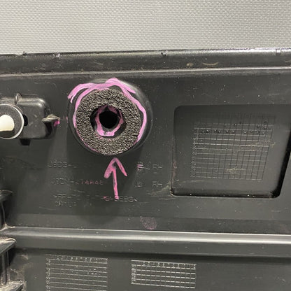 J9D3-274A48-A JAGUAR I-PACE DOOR TRIM RIGHT REAR J9D3-274A48-A OEM 2019 2020 2021