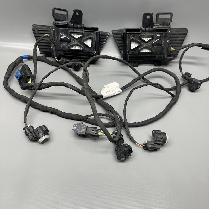 A2135403393 MERCEDES BENZ E300 REAR BUMPER HARNESS WITH BLIND SPOT AND SENSORS 2017 18 2019