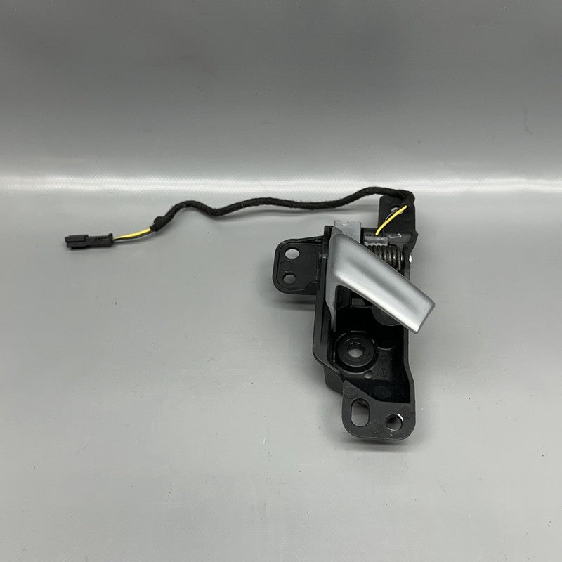 1047629-00-A TESLA MODEL X DOOR OPENER INTERIOR RELEASE LEFT FRONT 2015 2016 2017 2018 OEM