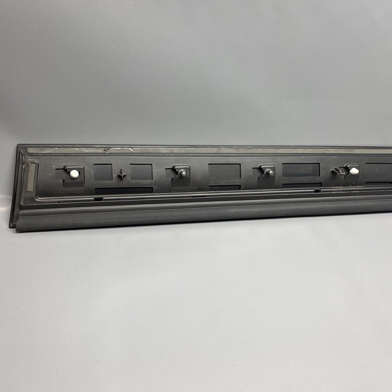 9Y0837095C PORSCHE CAYENNE DOOR MOLDING LEFT LOWER FRONT 2019 2020 2021 OEM 9Y0837096