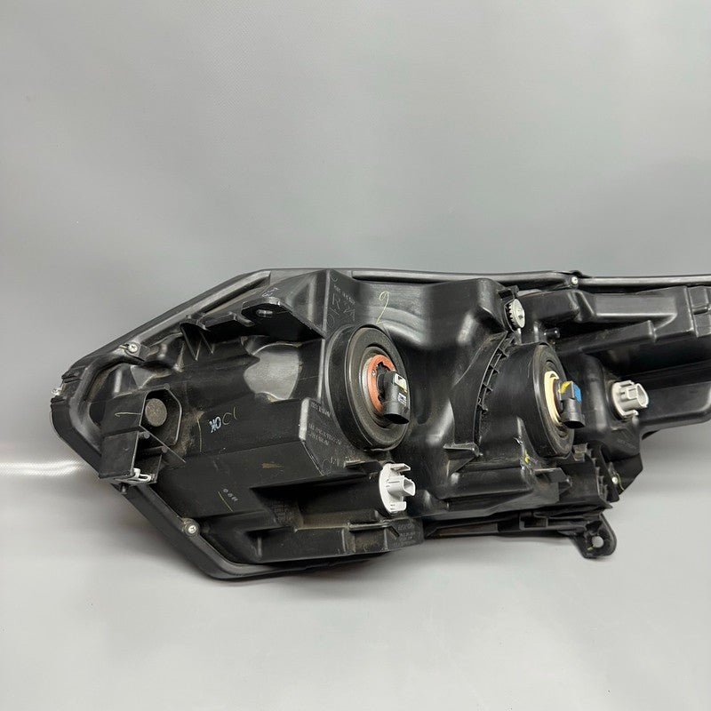 HONDA HR-V HEADLIGHT RIGHT PASSENGER 2019 2020 2021 2022 HALOGEN OEM