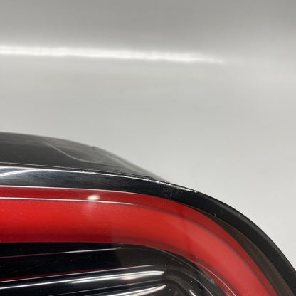 1502088-00-B TESLA MODEL Y  TAIL LIGHT TRUNK LEFT DRIVER 1502088-00-B 2020 21 2022 2023 OEM