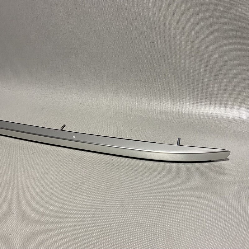 9Y0860044B PORSCHE CAYENNE ROOF RAIL RIGHT 9Y0860044B 2019 2020 OEM