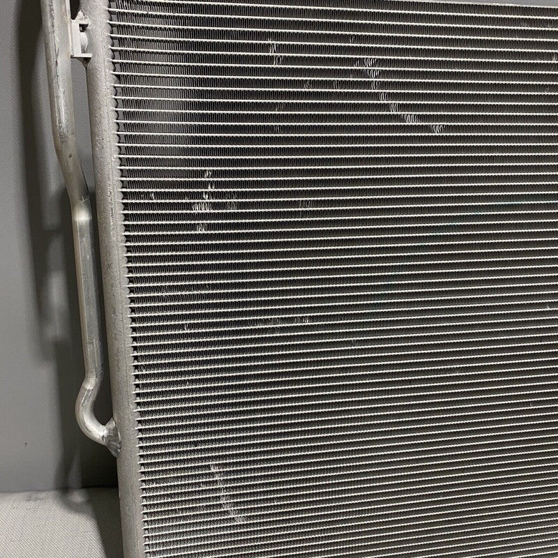 7P0820411B PORSCHE CAYENNE AC CONDENSER VOLKSWAGEN TOUAREG 3.0L V6 2011 2012 13 14 15 2016