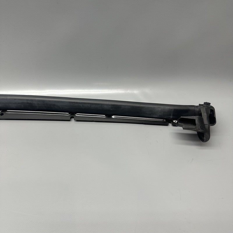 1072079-90-D TESLA MODEL X DOOR SEAL LEFT REAR 2016 2017 2018 2019 2020 OEM 1072079-90-D