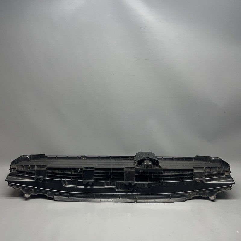 5A1E918 BMW I4 LOWER SHUTTER 430 M440 OEM 5A1E918