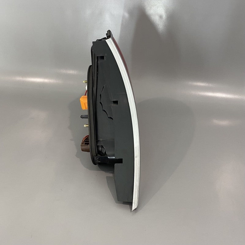 JAGUAR XJ8 XJR TAIL LIGHT RIGHT PASENGER 2004 2005 2006 2007 2008 OEM