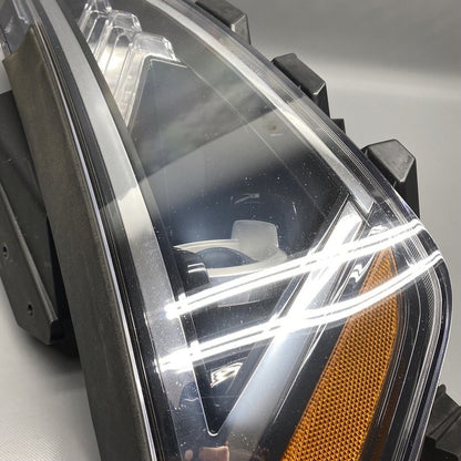 92102F3500 HYUNDAI ELANTRA HEADLIGHT RIGHT PASSENGER 92102F3500 2019 2020 HALOGEN OEM