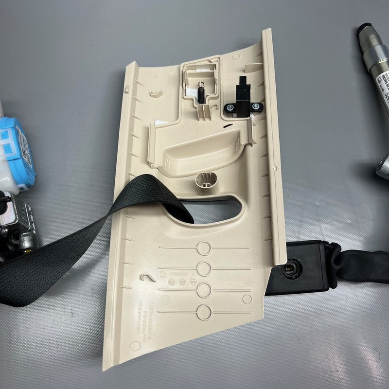 1036732-05-E TESLA MODEL X LEFT FRONT SEATBELT 2016 2017 2018 2019 2020 OEM 1036732-05-E