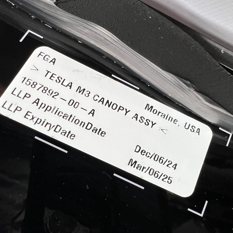 1034903-00-Q TESLA MODEL Y ROOF GLASS FIXED PANORAMIC 2020 2021 2022 2023 OEM 1587892-00-A
