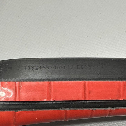 1032469-00-E TESLA MODEL X PRIMARY DOOR SEAL LEFT REAR 2016 17 18 19 2020 OEM 1032469-00-E