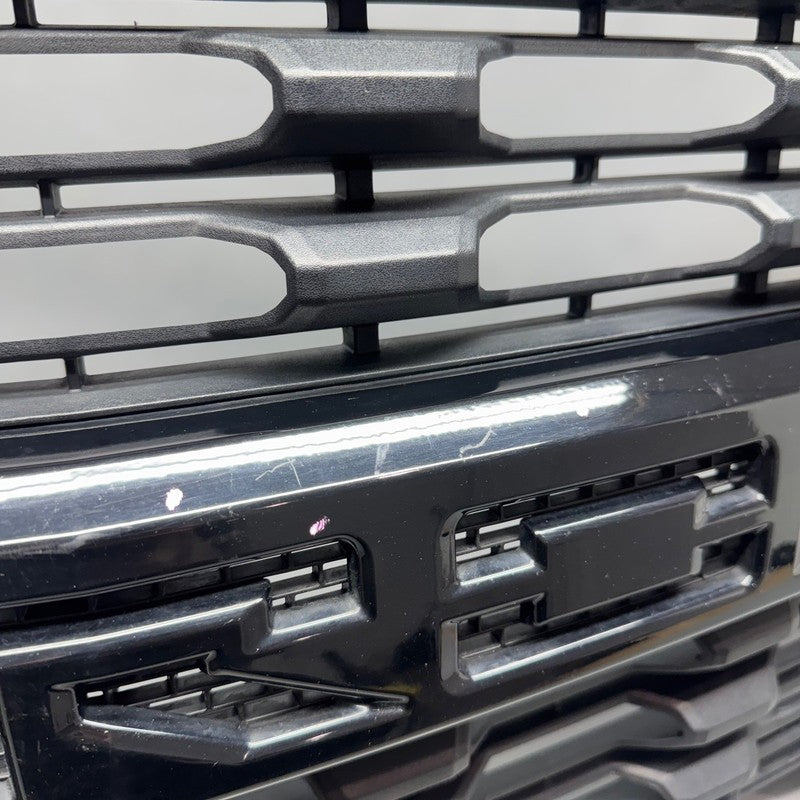 CHEVROLET SILVERADO 1500 FRONT BUMPER GRILLE 2019 2020 2021 2022 OEM M