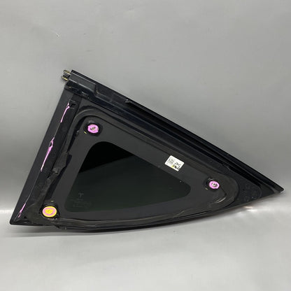 1495741-00-E TESLA MODEL Y QUARTER GLASS RIGHT REAR 2020 2021 2022 2023 OEM 1495741-00-E