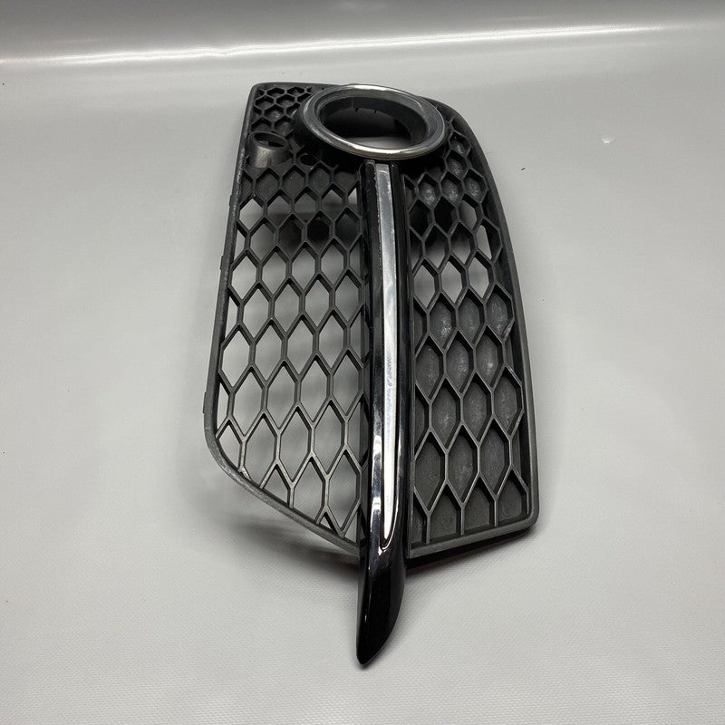 8R0807682N AUDI Q5 FRONT BUMPER LOWER RIGHT GRILLE 8R0807682N 2013 2014 2015 2016 2017 OEM