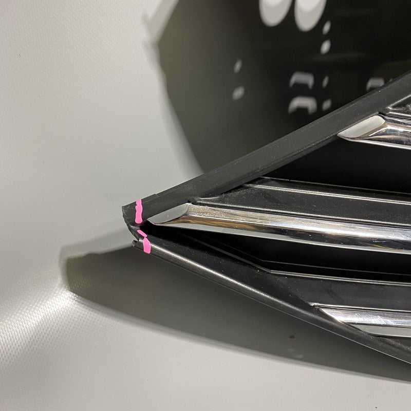 17A853653E VOLKSWAGEN JETTA GRILLE UPPER 17A853653E 2019 2020 OEM